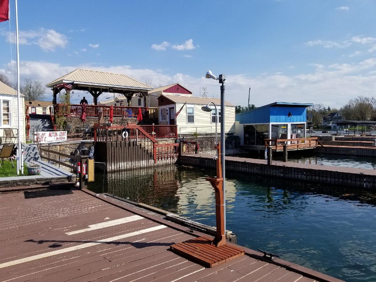 Motel Hills Motor Court & Marina Alexandria Bay Exterior foto